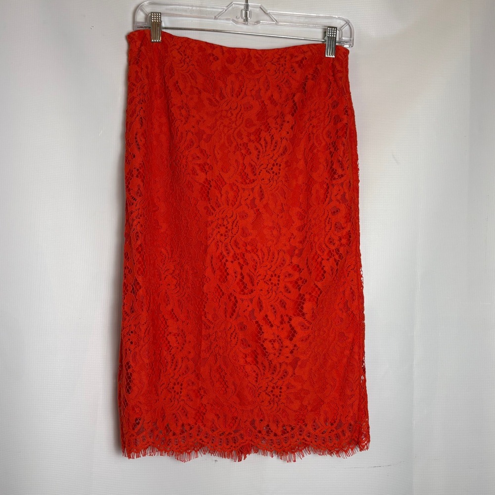Beige by ECI Red Floral Lace Stretch Pencil Skirt Scalloped Hem Size 6 Vamp